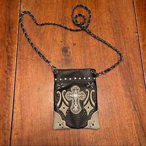 Leather crossbody chain link bag